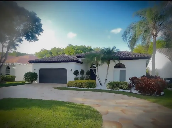 5751 NW 56th Mnr, Coral Springs, FL 33067