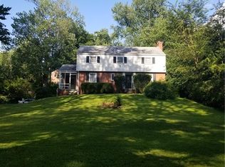 124 Brookside Blvd, Pittsburgh, PA 15241