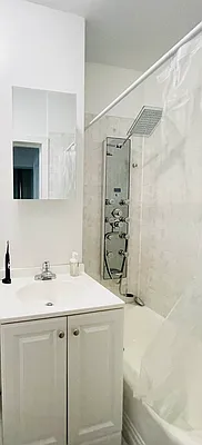 Rented by Level Group | media 19