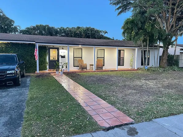 9131 SW 180th St, Palmetto Bay, FL 33157