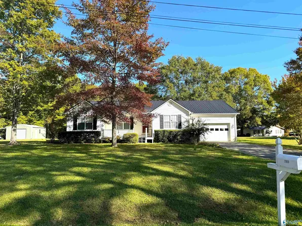 2925 Cothran St, Hokes Bluff, AL 35903