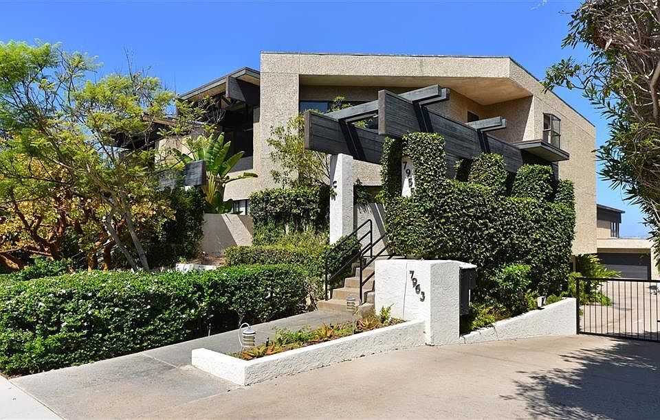 1st image of 7955 Prospect Pl Unit C