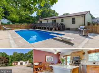 3100 Holland Cliffs Rd, Huntingtown, MD 20639