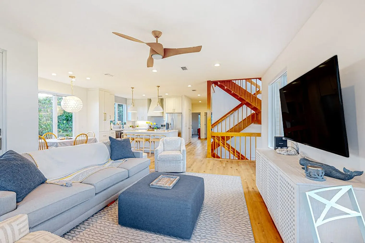 3 bed, 2.0 bath, 2131 sqft, $6,345 — Photo 4