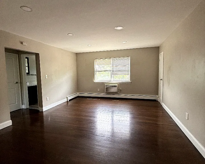 501 Rahway Ave #14A — Photo 6