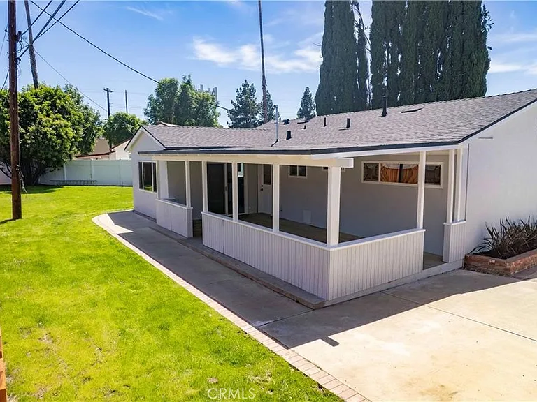 7630 Minstrel Ave — Photo 53