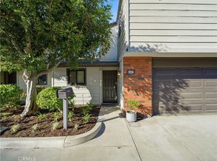 324 Sydney Ln, Costa Mesa, CA 92627