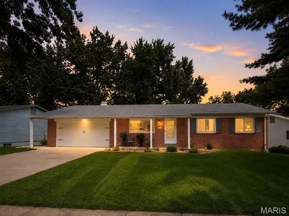 4131 Lockport Dr, Bridgeton, MO 63044