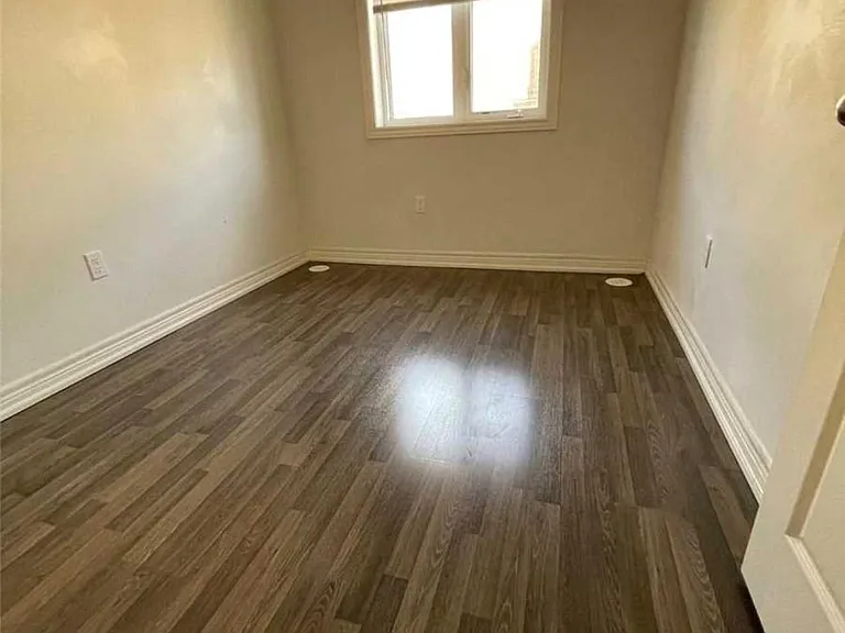 167 Roy Grove Way — Photo 9