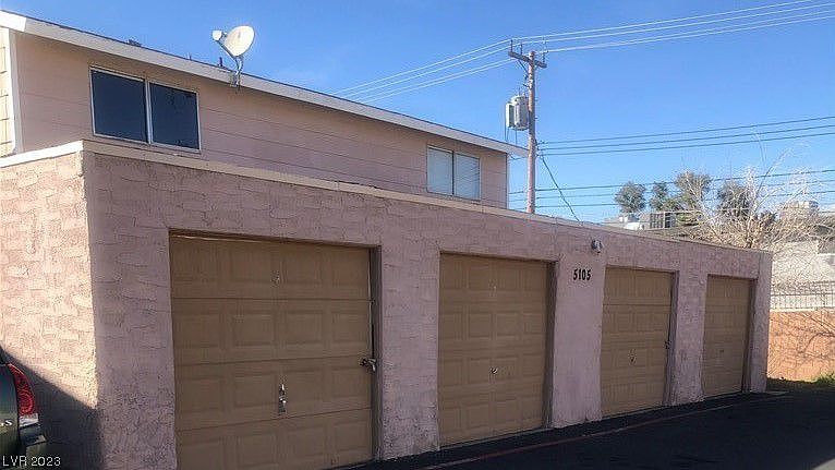 1st image of 5105 Golden Ln #B
