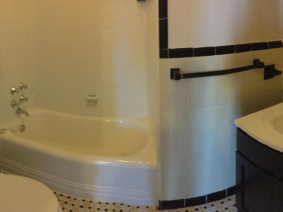2nd image of 1360 Beacon St