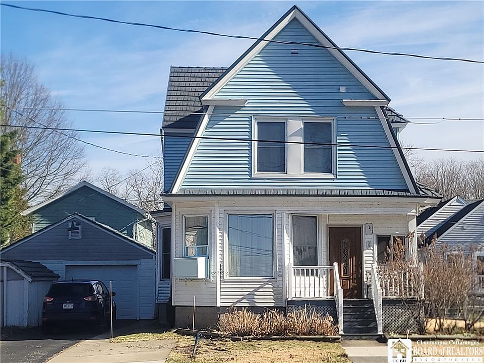 1st image of 39 Alburtus Ave