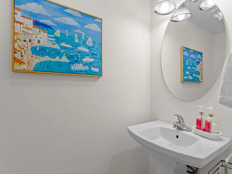 831 Camelia Ln #4 — Photo 14
