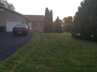 910 Beaver St, Beaver Dam, WI 53916