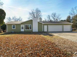 3403 W 8th St, Lawrence, KS 66049