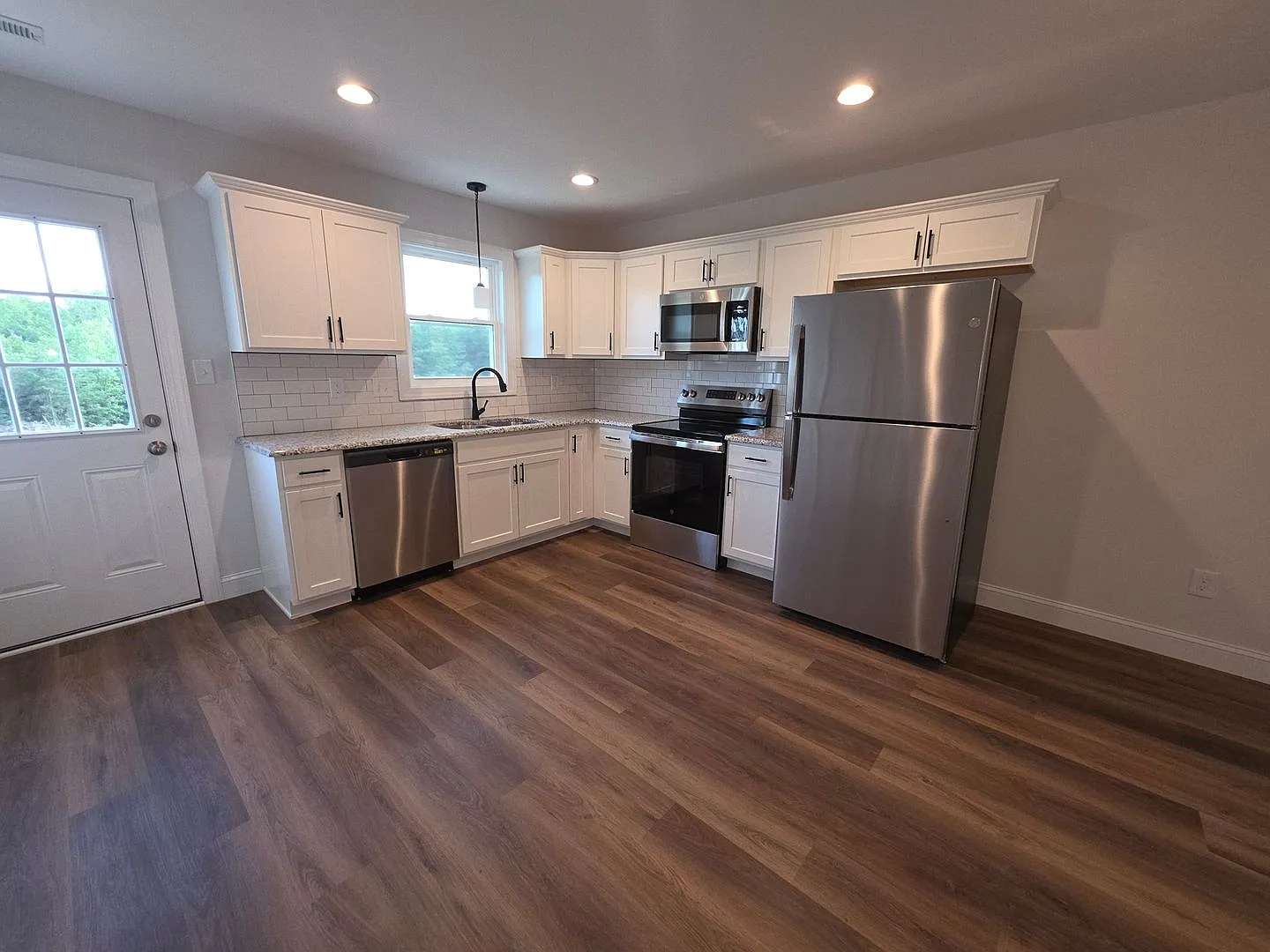 2266 Smith Mountain Lake PW — Photo 4