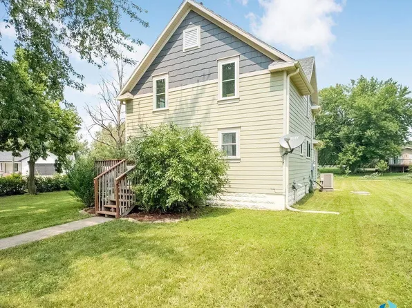 1140 Lincoln St, Centerville, SD 57014