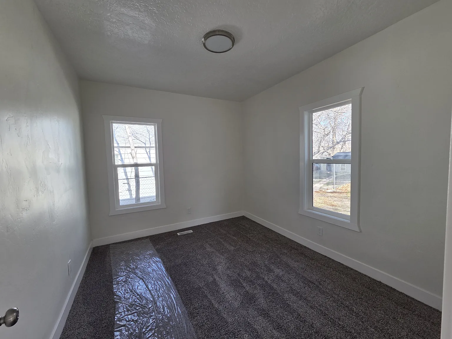 152 N 200 W St - #A - KAM - A — Photo 4