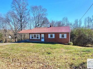 1230 Chatham Heights Rd, Martinsville, VA 24112