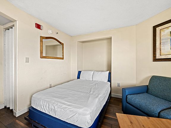 5th image of 6804 N Ocean Blvd. #1005