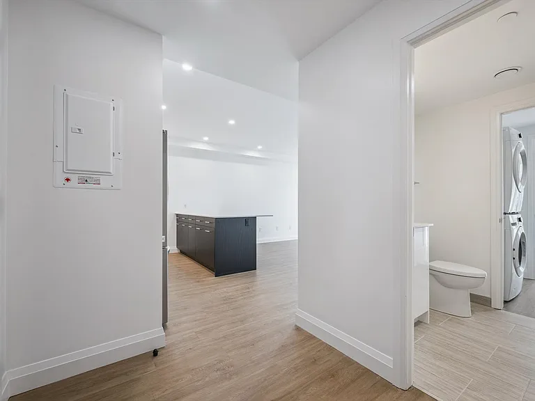 410 Westhaven St — Photo 46