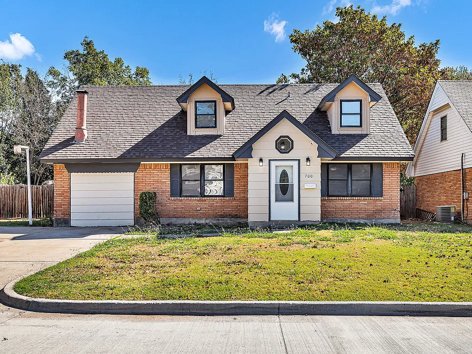 700 Penn Ln