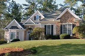 2nd image of 719 Greenwood Ln