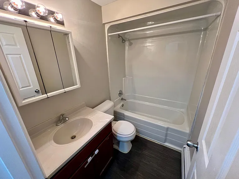116 S Garfield Ave #14 — Photo 8