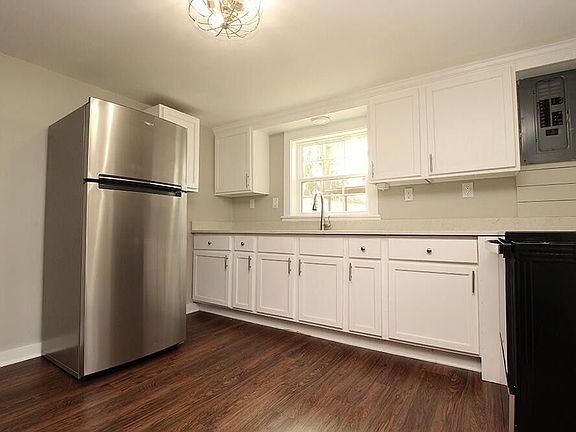 5th image of 1185 Bexley St Unit 1