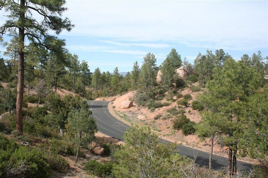 1st image of 904 S Monument Valley Dr