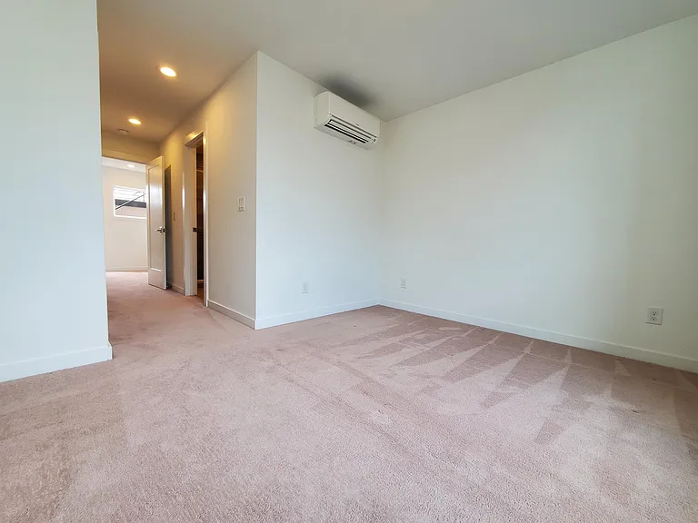 7433 4th Ave NE #1 — Photo 20