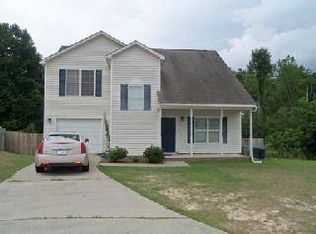 803 Pebble Ridge Ct, Fayetteville, NC 28311