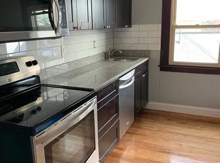 442 Chandler St APT 3, Worcester, MA 01602