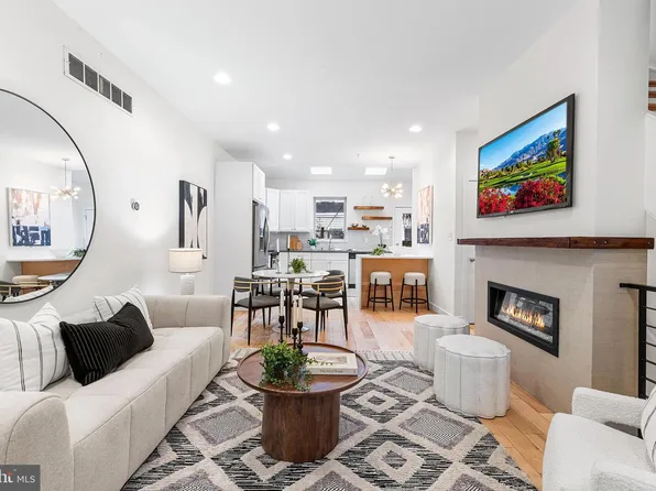 226 Mercer St, Philadelphia, PA 19125