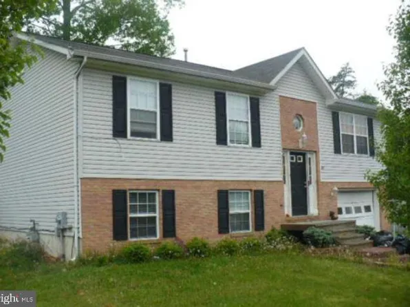 300 Woodrow Rd, Winchester, VA 22602