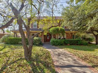 414 Sunset Dr, Cleburne, TX 76033