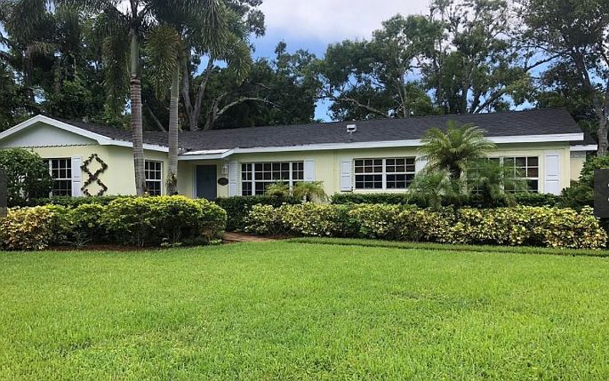 1st image of 2255 Vero Beach Ave
