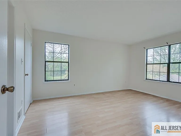 64 Taylor Dr #3212 — Photo 15