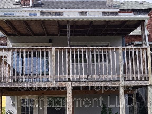 2nd image of 1131 Sterling Ave