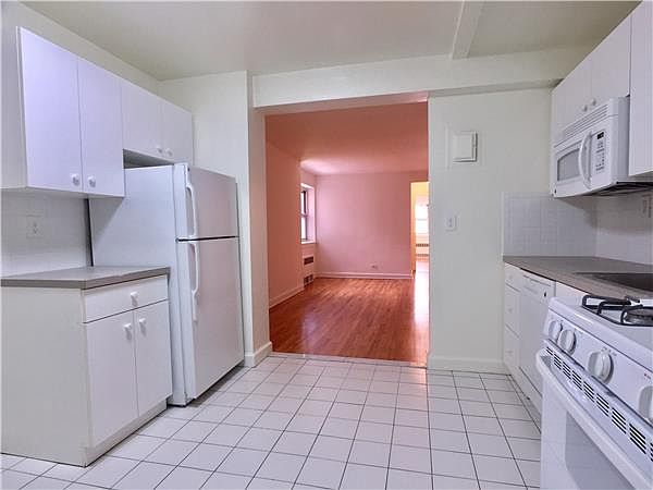 1st image of 13530 82nd Dr APT 3L