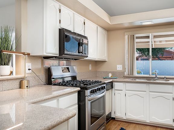5th image of 28851 Avenida Duquesa