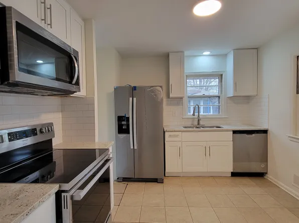 3308 Furman Blvd, Louisville, KY 40220