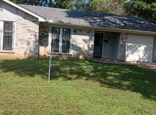 515 Forsythe Dr, Dallas, TX 75217