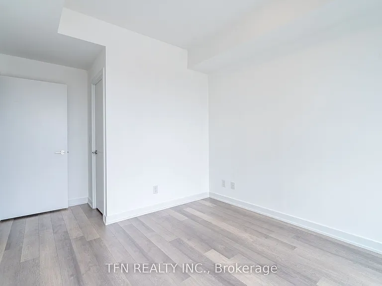 1603 Eglinton Ave W #506 — Photo 6