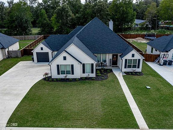 5th image of 178 Circle Club Ln