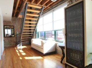 1118 W Fulton Market APT 207, Chicago, IL 60607