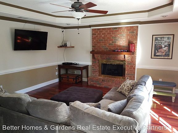 5th image of 1081 Severn Hill Cir