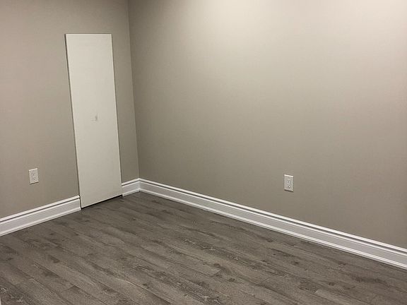 5th image of 76 Saint Grace Ct