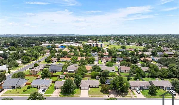 3915 Hillside Dr — Photo 22