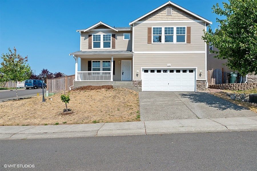 1st image of 1703 202nd St E
